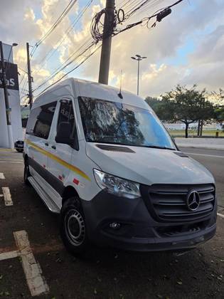 MERCEDES-BENZ SPRINTER 2.0 CDI DIESEL VAN 417 LONGO 10L MANUAL